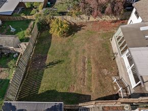 2013 E 16th Street, Bremerton WA 98310