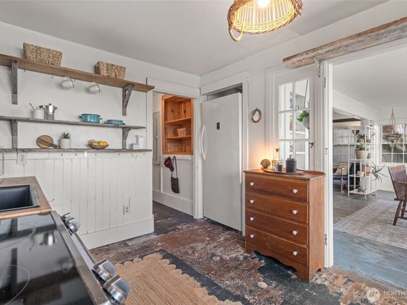 9804 SW Bunker Trail, Vashon WA 98070