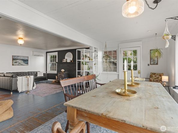 9804 SW Bunker Trail, Vashon WA 98070