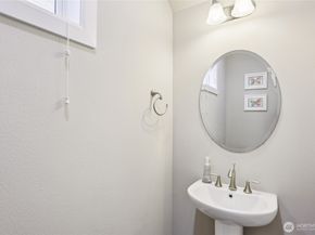 22617 36th Drive SE, Bothell WA 98021