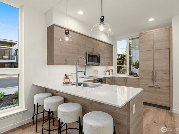 116 C 2nd Street S, Kirkland WA 98033
