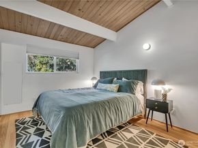142 SW 142nd Street, Burien WA 98166