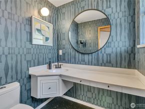 142 SW 142nd Street, Burien WA 98166