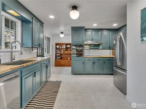 142 SW 142nd Street, Burien WA 98166