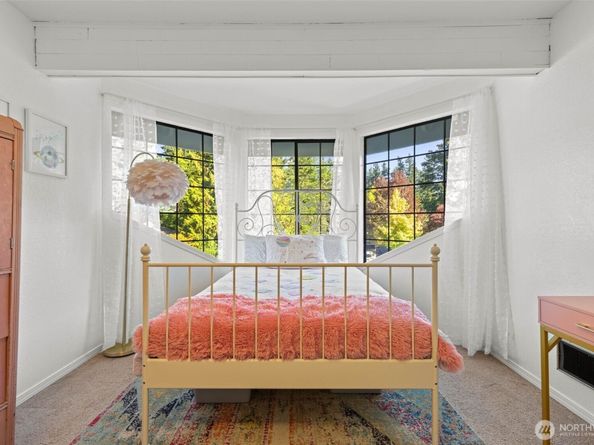 9630 50th Place W, Mukilteo WA 98275