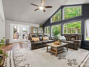 9630 50th Place W, Mukilteo WA 98275