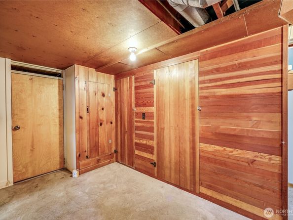 2105 E Highlands Street, Bremerton WA 98310