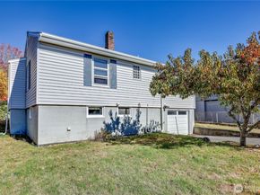 2105 E Highlands Street, Bremerton WA 98310