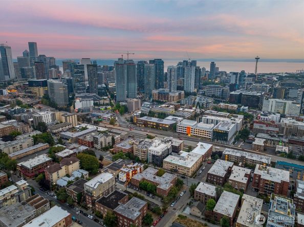 318 C Bellevue Avenue E, Seattle WA 98102
