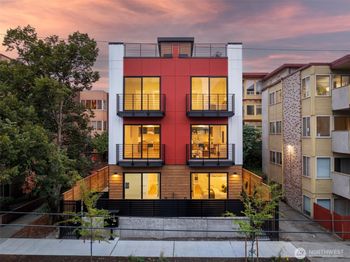318 C Bellevue Avenue E