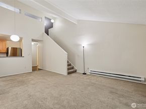 8033 145th Avenue NE D15, Redmond WA 98052