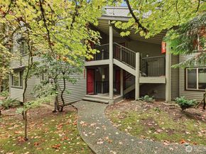 8033 145th Avenue NE D15, Redmond WA 98052