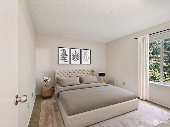 8033 145th Avenue NE D15, Redmond WA 98052