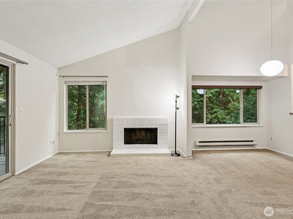 8033 145th Avenue NE D15, Redmond WA 98052