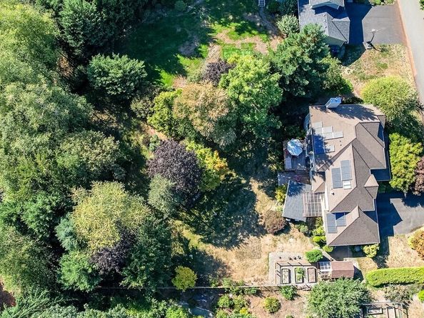 23319 NE 142nd Place, Woodinville WA 98077