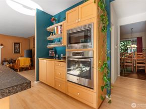 23319 NE 142nd Place, Woodinville WA 98077