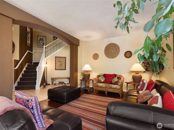 23319 NE 142nd Place, Woodinville WA 98077