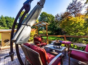 23319 NE 142nd Place, Woodinville WA 98077