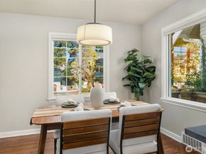 727 N 81st Street, Seattle WA 98103