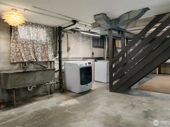 727 N 81st Street, Seattle WA 98103