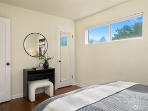 727 N 81st Street, Seattle WA 98103