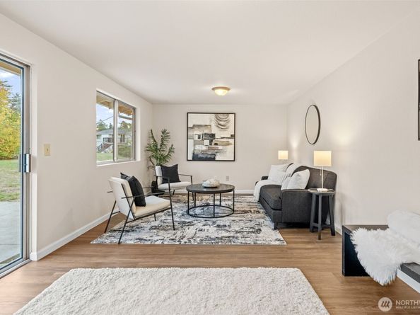 1636 Jefferson Court SE, Renton WA 98058