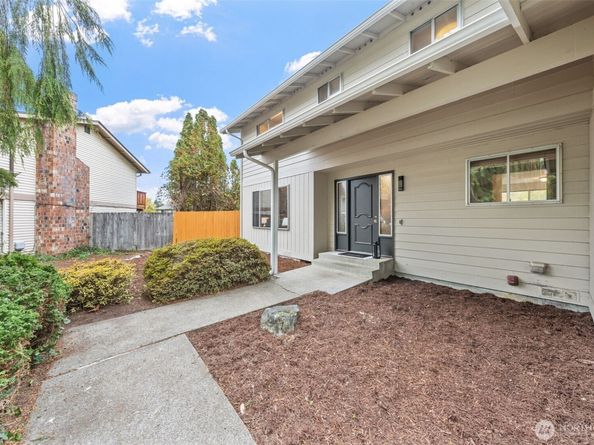 1636 Jefferson Court SE, Renton WA 98058
