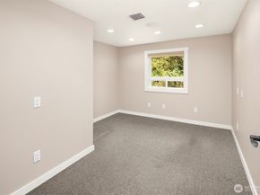 19007 Yew Way, Snohomish WA 98296