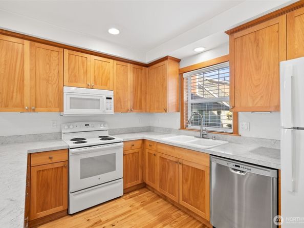 1322 Polly's Lane, Bainbridge Island WA 98110
