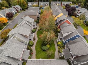 1322 Polly's Lane, Bainbridge Island WA 98110