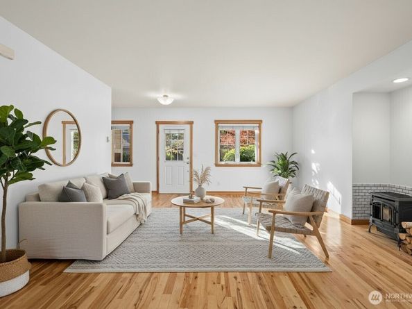 1322 Polly's Lane, Bainbridge Island WA 98110
