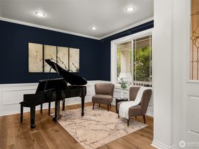 22319 NE 6th Court, Sammamish WA 98074