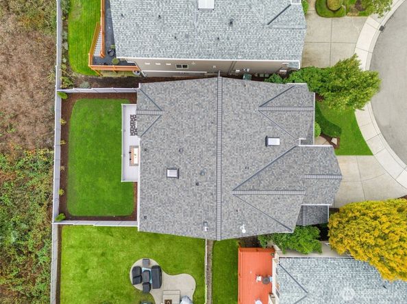 22319 NE 6th Court, Sammamish WA 98074