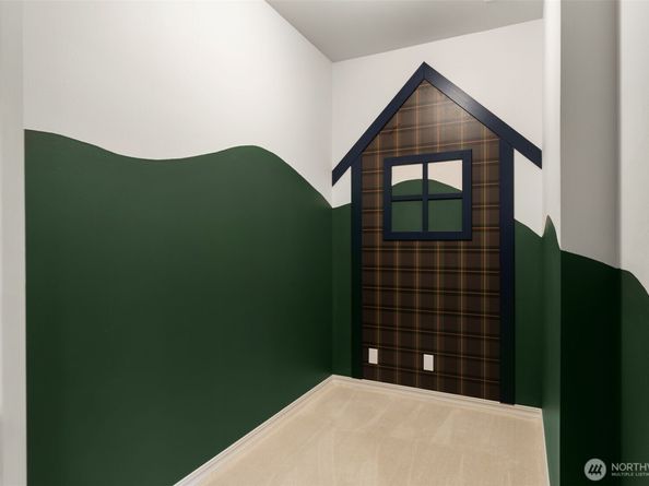 22319 NE 6th Court, Sammamish WA 98074