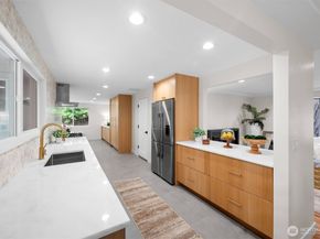 13623 NE 75th Street, Redmond WA 98052