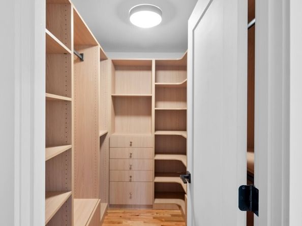 13623 NE 75th Street, Redmond WA 98052