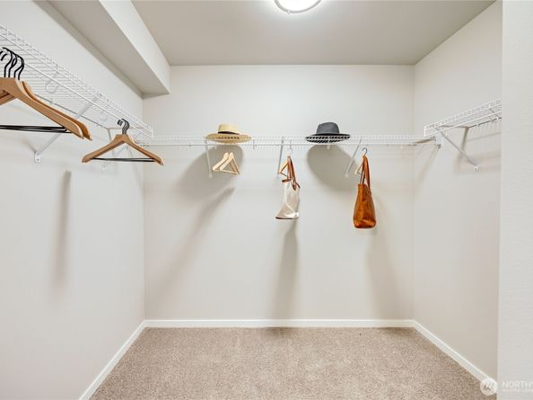 266 NE Shadowhawk Lane, Bremerton WA 98311