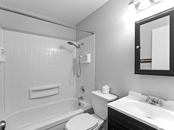 236 S 152nd Street A104, Burien WA 98148