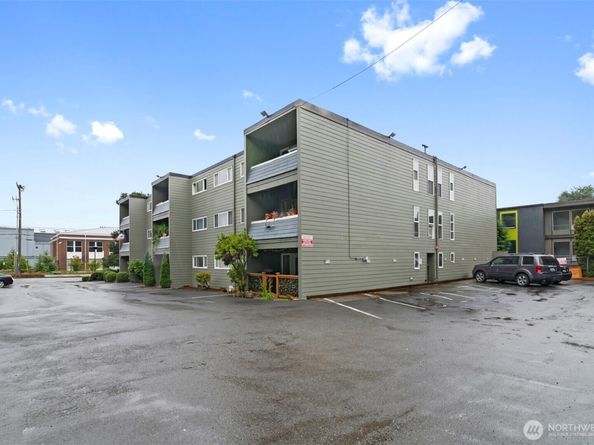 236 S 152nd Street A104, Burien WA 98148