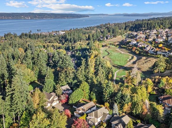 6053 Championship Court, Mukilteo WA 98275