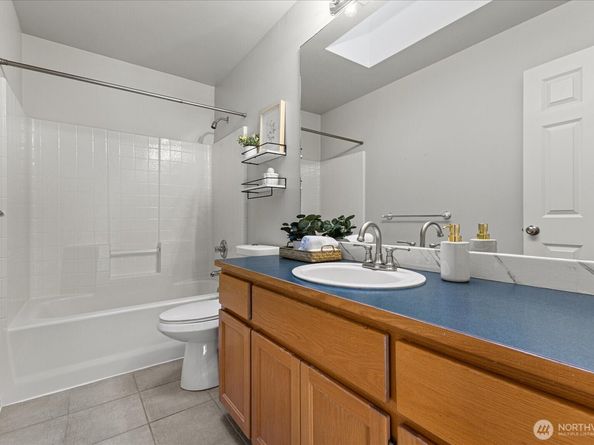 6053 Championship Court, Mukilteo WA 98275