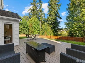 6053 Championship Court, Mukilteo WA 98275