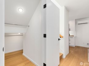 4531 26th Avenue SW, Seattle WA 98106