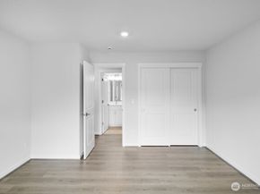 13211 NE 127th Way A, Kirkland WA 98034