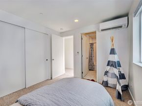 1536 17th Avenue S A, Seattle WA 98144