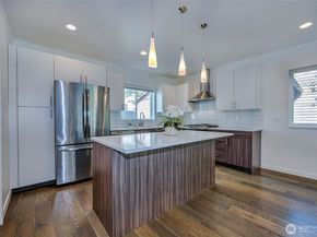 1536 17th Avenue S A, Seattle WA 98144
