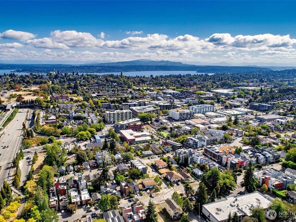 1536 17th Avenue S A, Seattle WA 98144