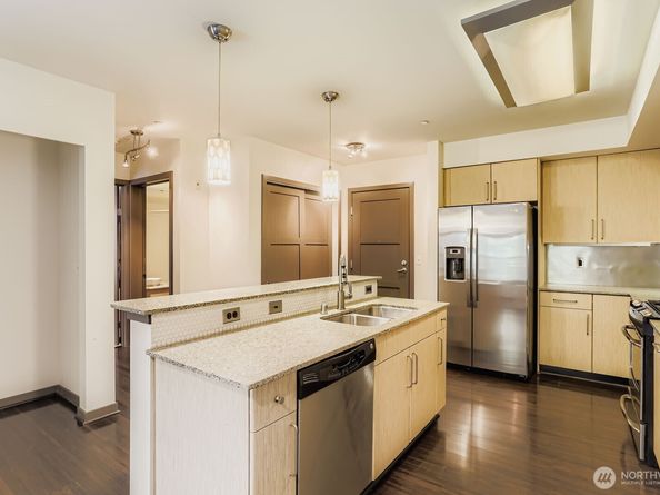 413 NE 70th Street 207, Seattle WA 98115