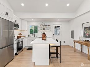 817 SW 356th Street, Federal Way WA 98023