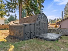 817 SW 356th Street, Federal Way WA 98023